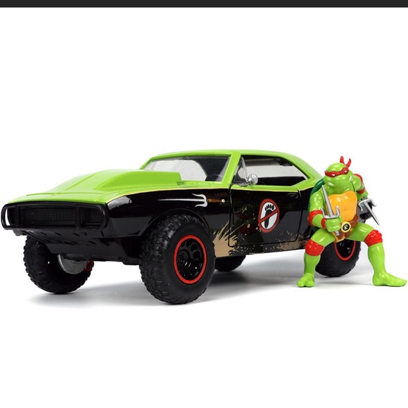 Jada Other - Teenage Mutant Ninja Turtles Raphael & 1967 Chevrolet Camar